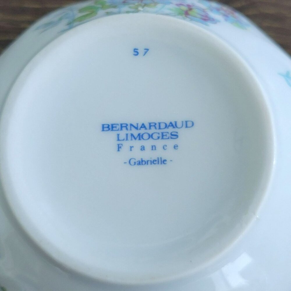 Vintage Bernardaud Limoges Gabrielle Sugar Bowl & Lid, Shabby Chic Blue Floral - Picture 8 of 11